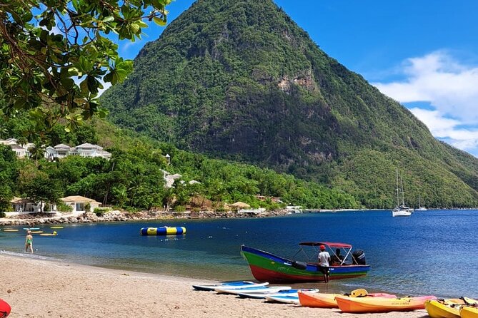 All Inclusive Tour Sulfur Mud Bath, waterfall,Beach & lunch break - The ride details that make the day feel easy