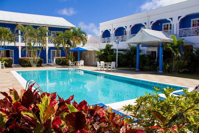 AquaVenture Day Pass at Bay Gardens Beach Resort & Spa - Food and Drinks: The Inclusion That Really Changes the Day