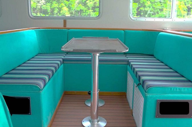 Ferry Transfer from Hewanorra Airport to Saint Lucia Resorts - Included drinks and snacks, and how that affects the whole value