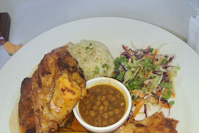 Island Experience Tour in St. Lucia - Soufrière buffet lunch plus included drinks on the road