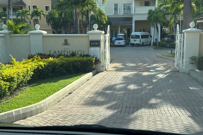 One way Private Airport Transfer - How Long It Takes, and How to Plan Your First Hour on Island