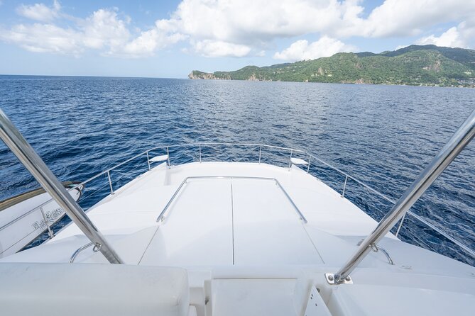 Private Full Day Luxury Catamaran Excursion - Lunch and drinks onboard: the calm luxury part of the day