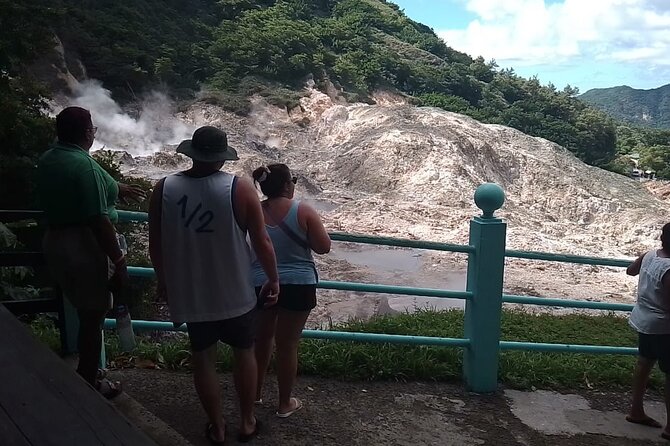 Private Guided Piton Hiking and Mud Bath Experience - Should you book this private Piton and mud bath tour?