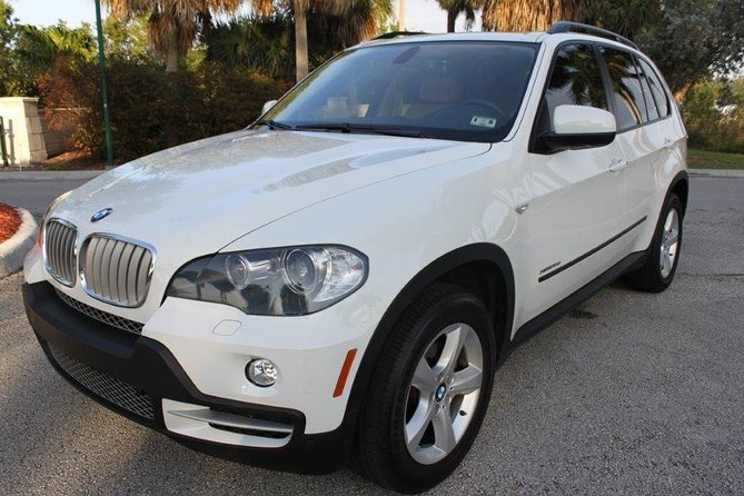Private Round Trip Airport (UVF) Transfer: Luxury SUV - Special occasions, and asking for a small extra setup