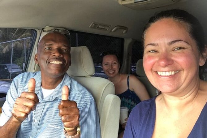 Roundtrip Transfer from UVF Airport to Resorts in Gros Islet (Groups of 4 Plus) - How Pickup Works: Meet Your Driver and Go