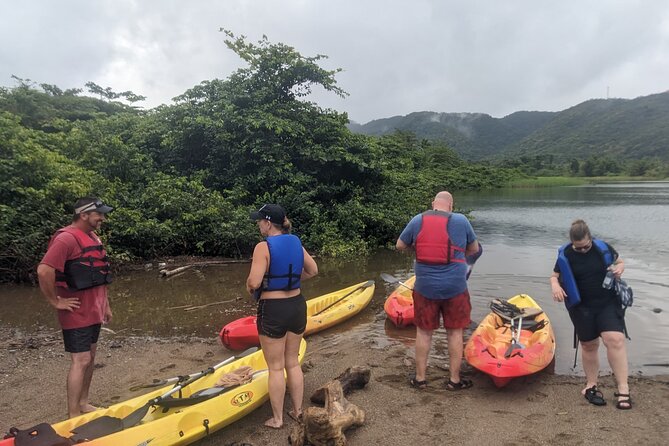 Splash Adventure Jeep and Kayak Safari - The planned break: coconuts, rum punch, and a possible Roseau dip