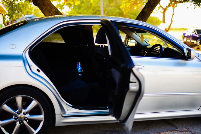 St Lucia Airport Private Transfer to Royalton Resort - Mobile ticket, pickup offered, and what to have ready