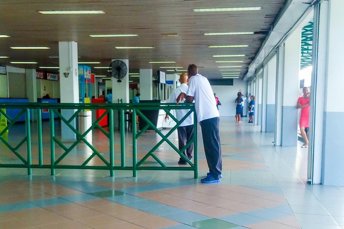 St Lucia Airport Shuttle from Hewanorra Airport (UVF) - Round Trip - Why UVF transfers are worth planning