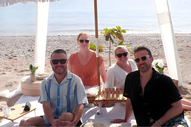 St Lucia Beachfront Sunset Picnics - Music and games: turning a picnic into an easy hang