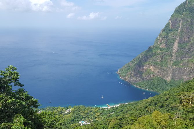 St Lucia Castries to Pitons Tour - Diamond Falls Botanical Gardens: when optional becomes the highlight