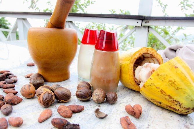St Lucia Chocolate Making Marigot Bay & Souvenir Shopping - Marigot Bay Viewpoint: Iconic Photos in About 15 Minutes