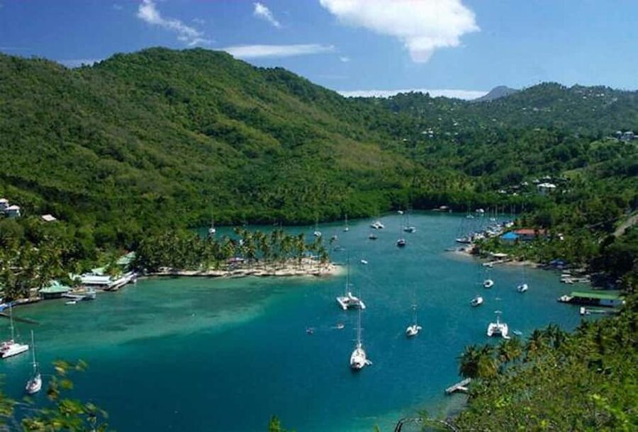 St Lucia Full-Day Dream Tour - Marigot Bay photo stop and snack time along the water