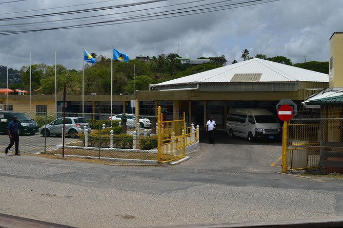 St Lucia Ground Transportation- Hotel and Airport Transfers UVF - Who this transfer is best for